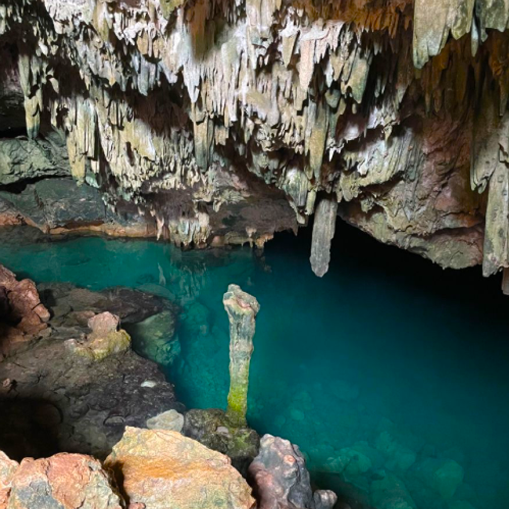 Rangko Cave Tour